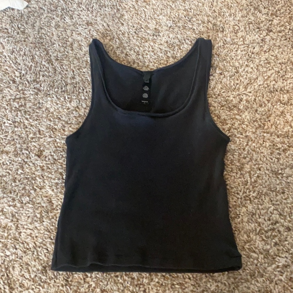 Skims crop top